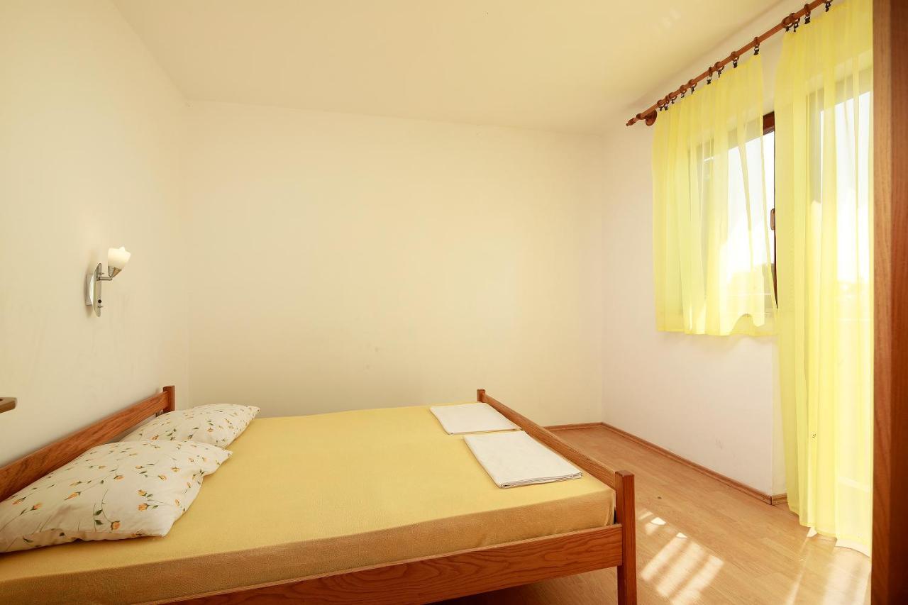 Apartments Dario Novalja Exterior photo